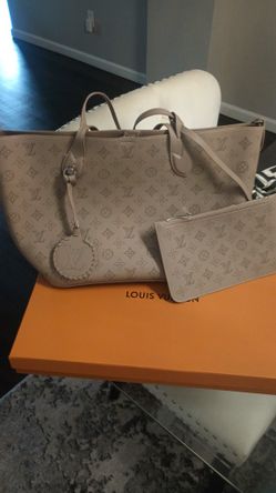 Fashionable Tote Bag