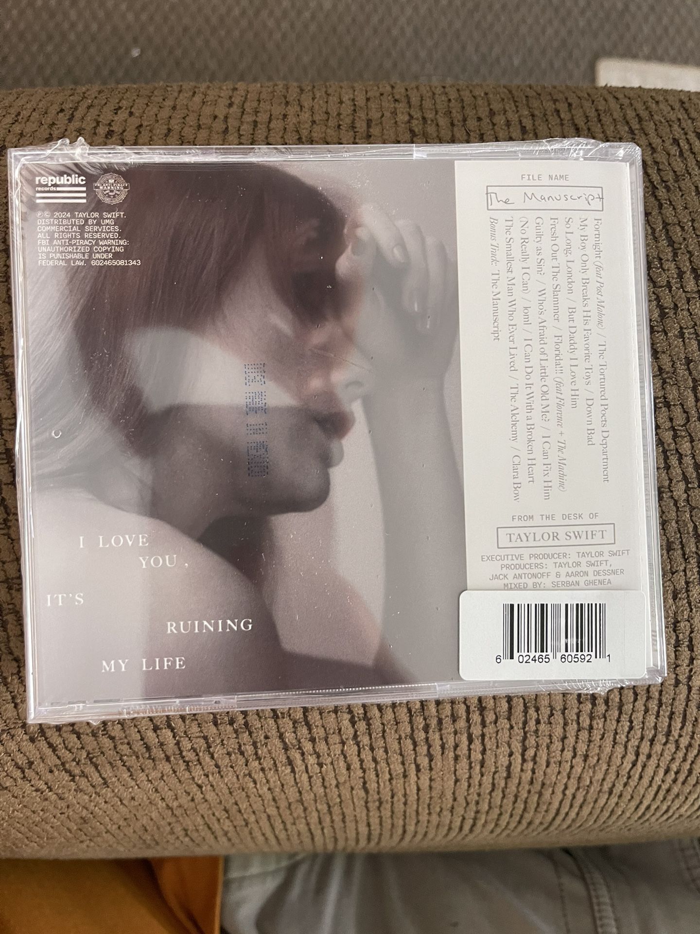 Tortured Poets Department CD + Bonus Track The Manuscript With Hand Signed Photo