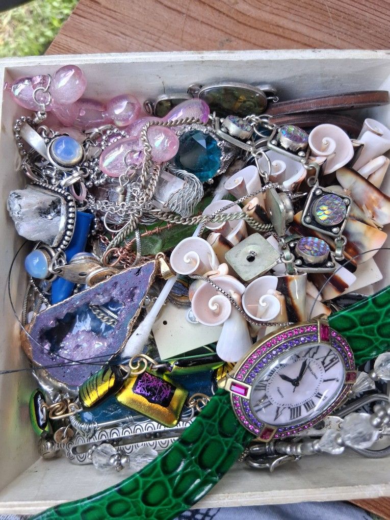 Random Jewelry. Open to offers for Sale in San Diego, CA - OfferUp