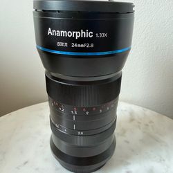Sirui Anamorphic (Canon RF) 24mm f/2.8 1.33X Lens