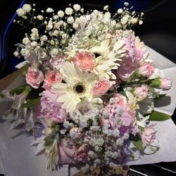 Custom Flower Boquetes