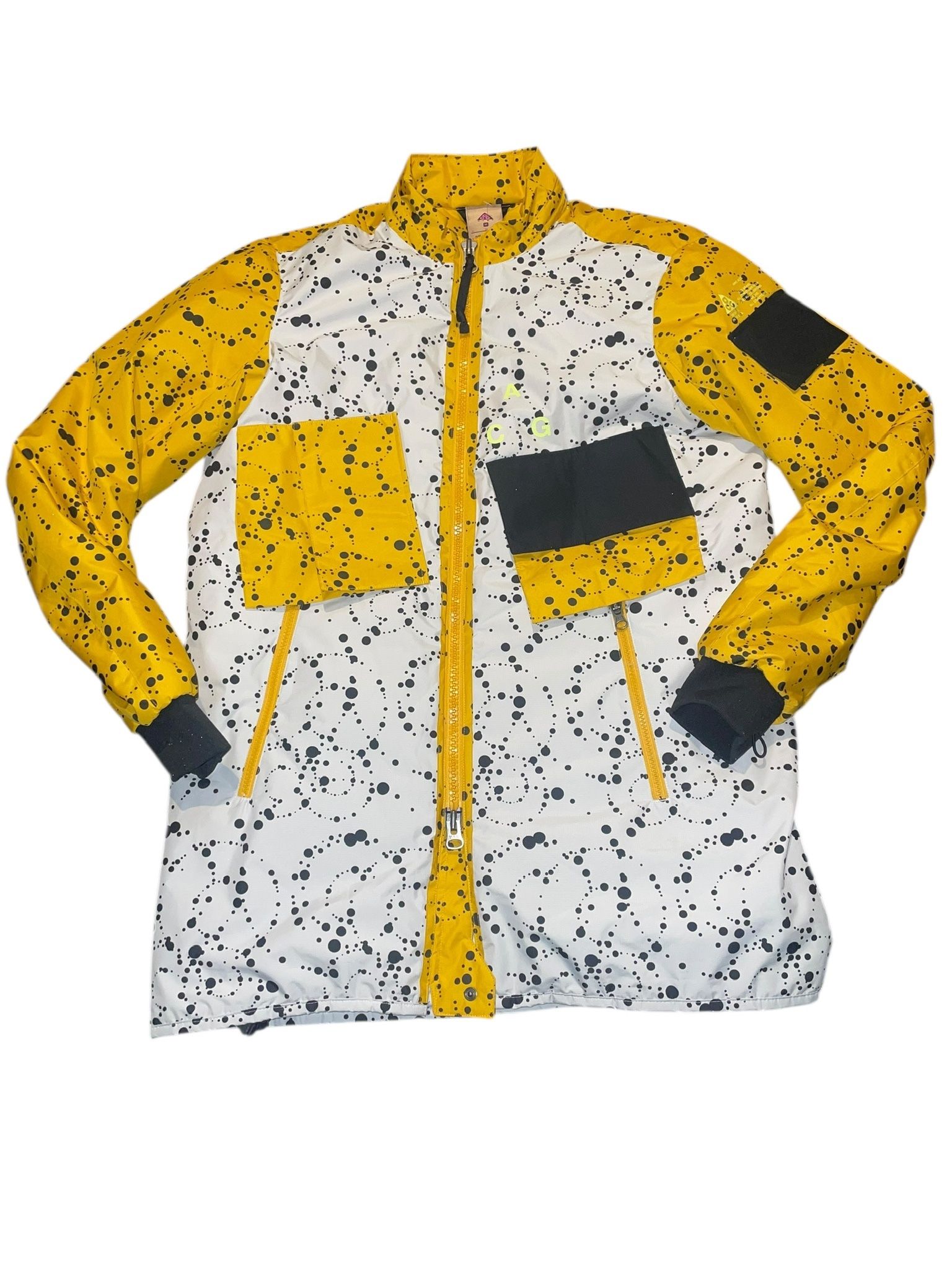 Nike ACG Mens M Puffer Jacket NWT