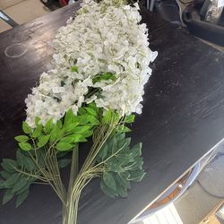 Hanging 12 Piece White Wisteria Artificial Florals