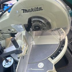 Makita Saw 