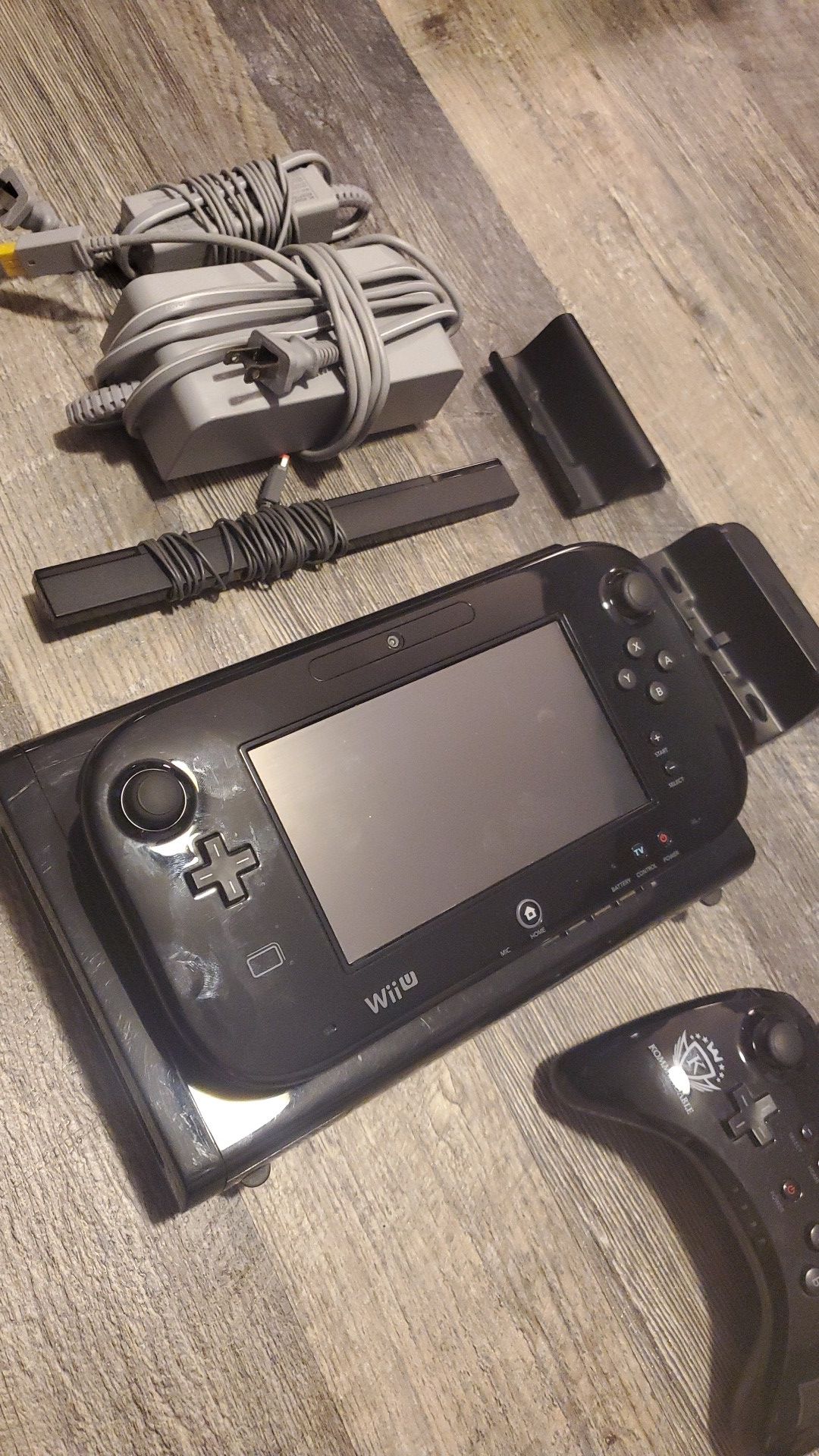 Nintendo wii u with pro style controller