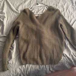 Olive Green Knitted sweater 
