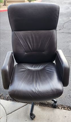 Keilhauer Respons High Dark Brown 878 Executive Office Desk Leather Chair