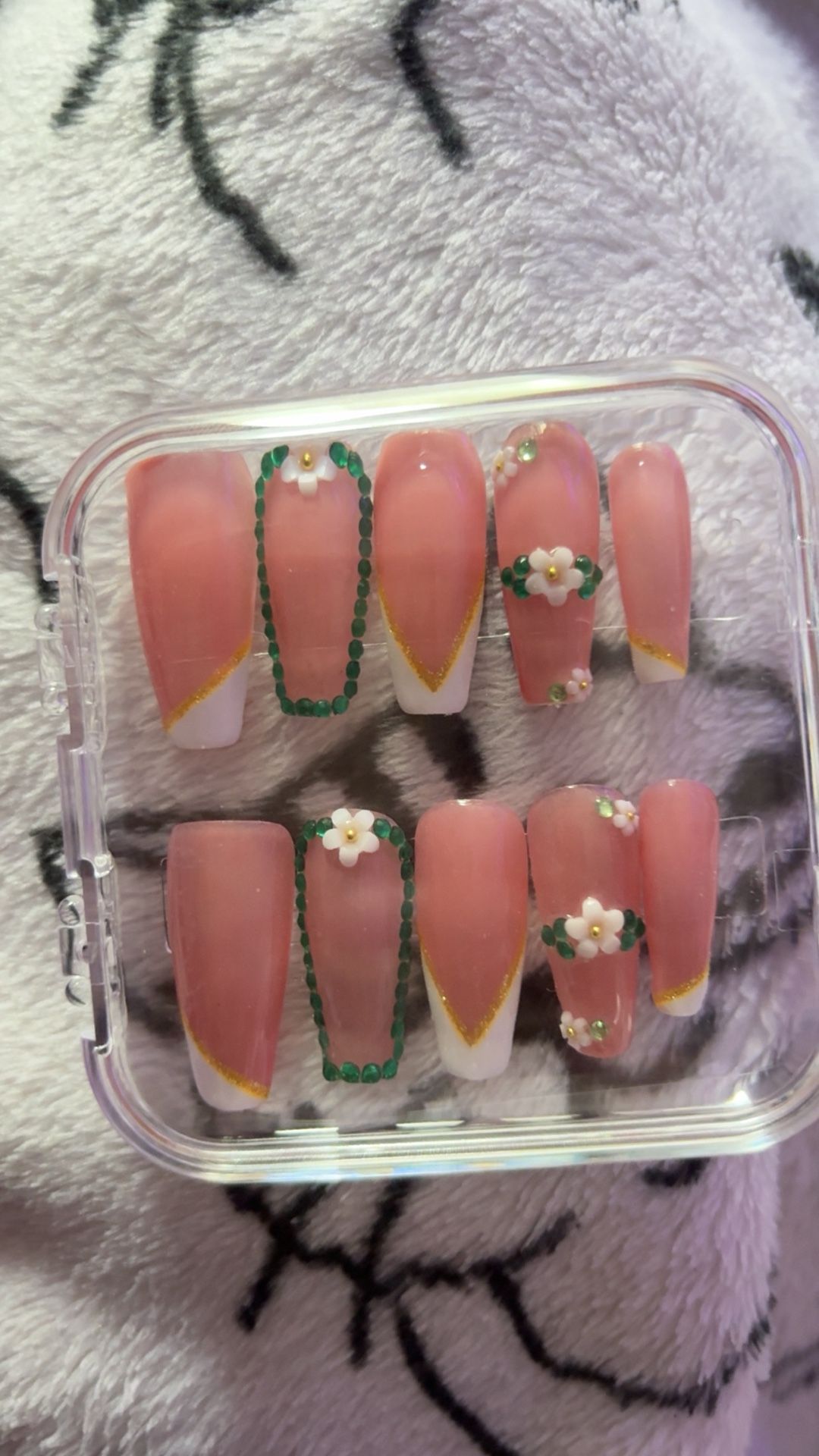 Press On Nails
