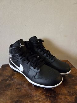 Nike Air Jordan 1 Retro Metal Baseball Cleats Black/White AV5355-001 Men's 10 black white