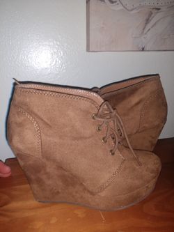 Women's booties/pumps/wedges