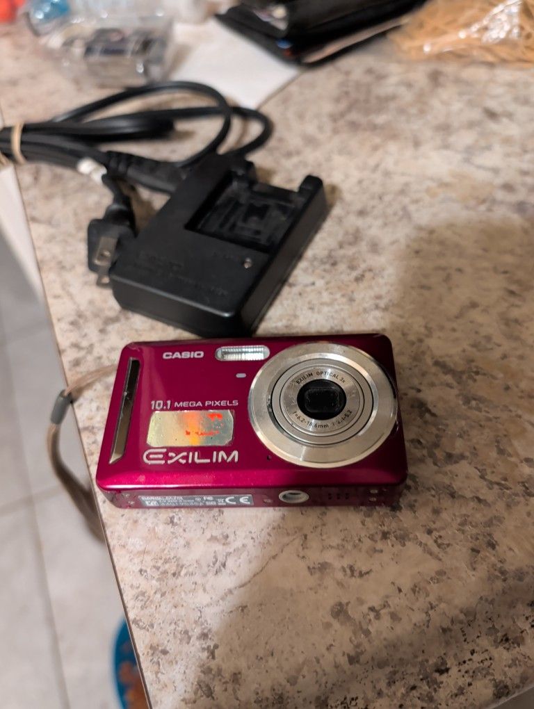 Digital Camera
