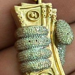 Gold Pendant 