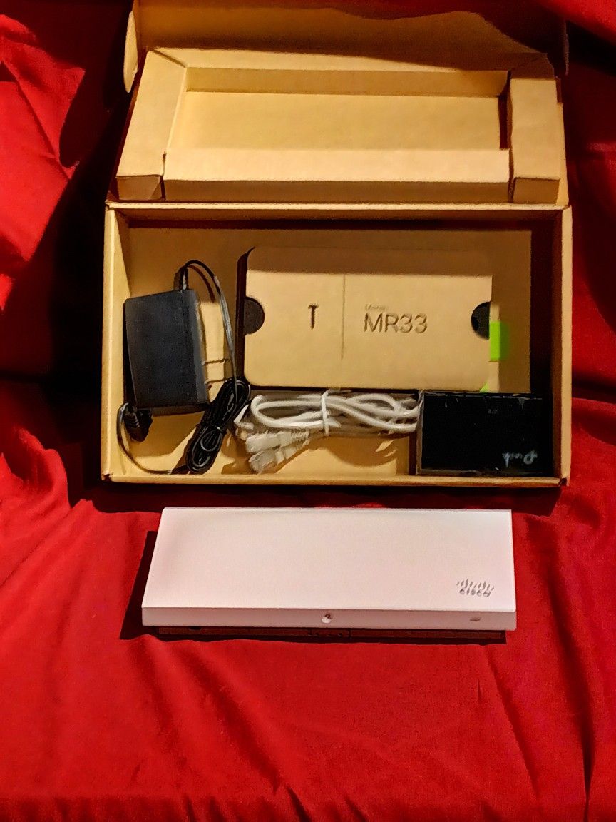 Cisco Meraki MR33-HW Dual-band Access Point w/ Mounting Bracket MR33 Unclaimed