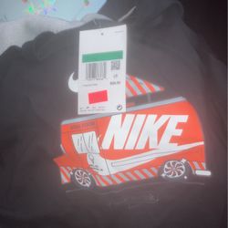 L Nike Shirt