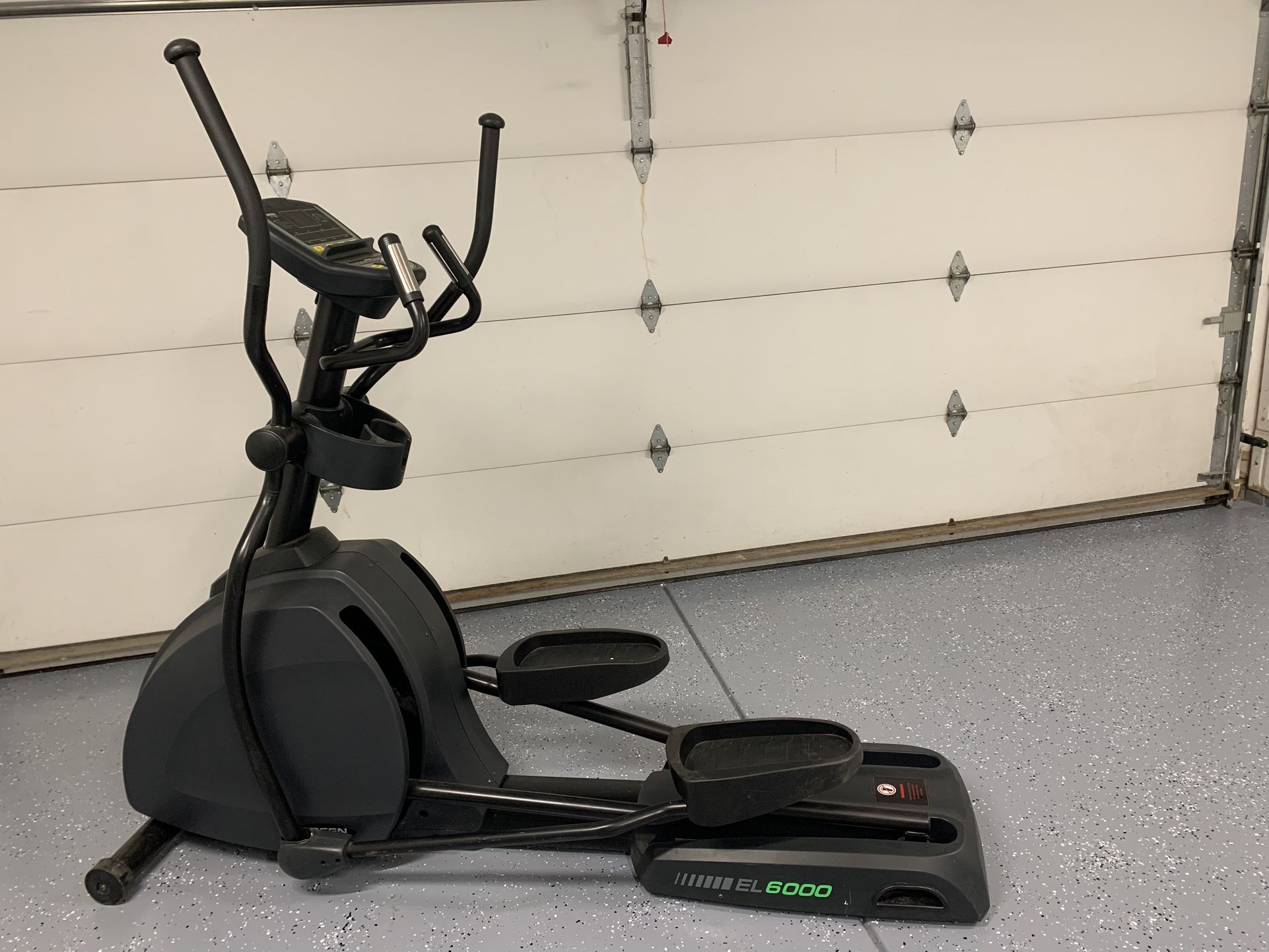Circle Fitness EL 6000 ELLIPTICAL GREEN SERIES