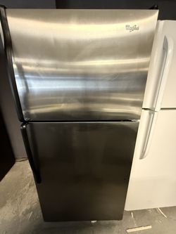 Whirlpool Stainless Steal Refrigerator