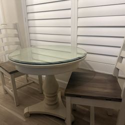 30 Inch Round Table & Chairs 