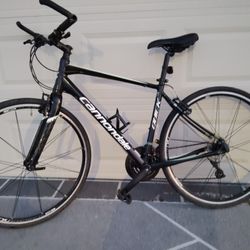 Cannondale Quick, 700c Wheels, Medium Size Frame