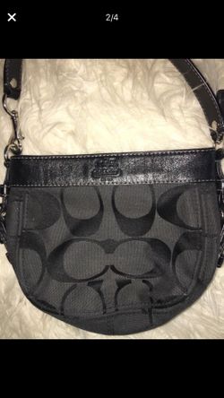 Coach small black signature handbag purse in as new condition