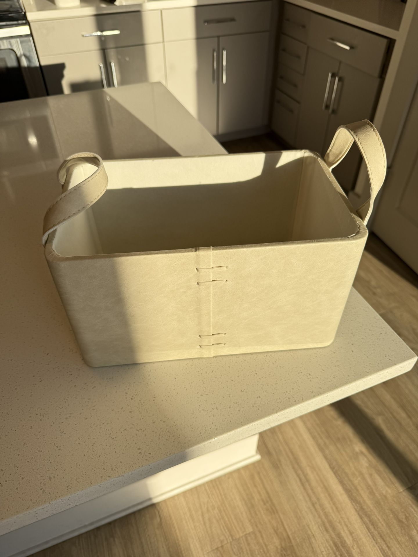 Decor Leather Basket