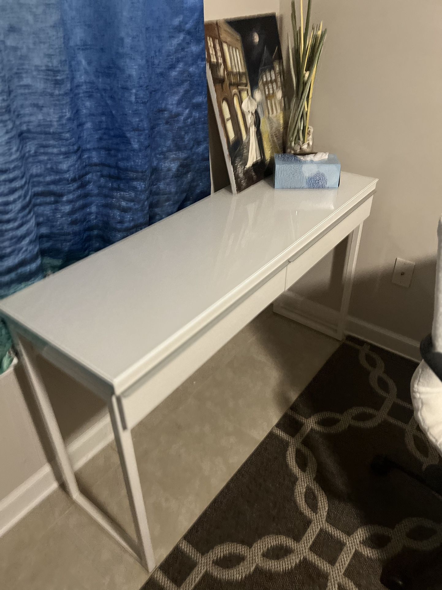 IKEA MICKE White Glass Top Desk for Sale in Norfolk, VA OfferUp