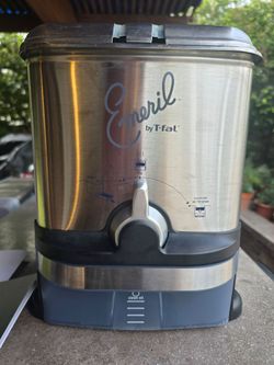 T-fal EZ Clean Deep Fryer (Emerilware) - Clean & Complete!