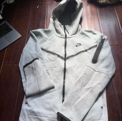 Nike tech