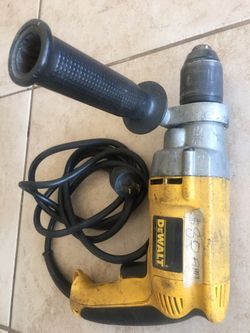 Dewalt dril with cord strong power $50