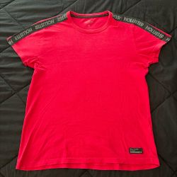 Red Vintage Unisex Hollister shirt - XS