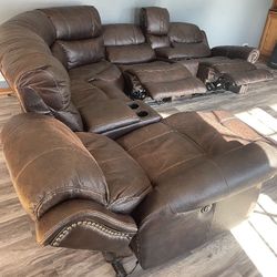 Electric Reclining Couch