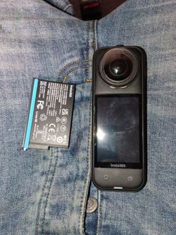 Insta360 x5 captures 8K video and 72MP photos