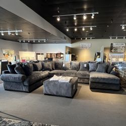 Grey 4PC Chaise Sectional Couch