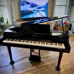 YAMAHA CLAVINOVA MINI GRAND PIANO $600