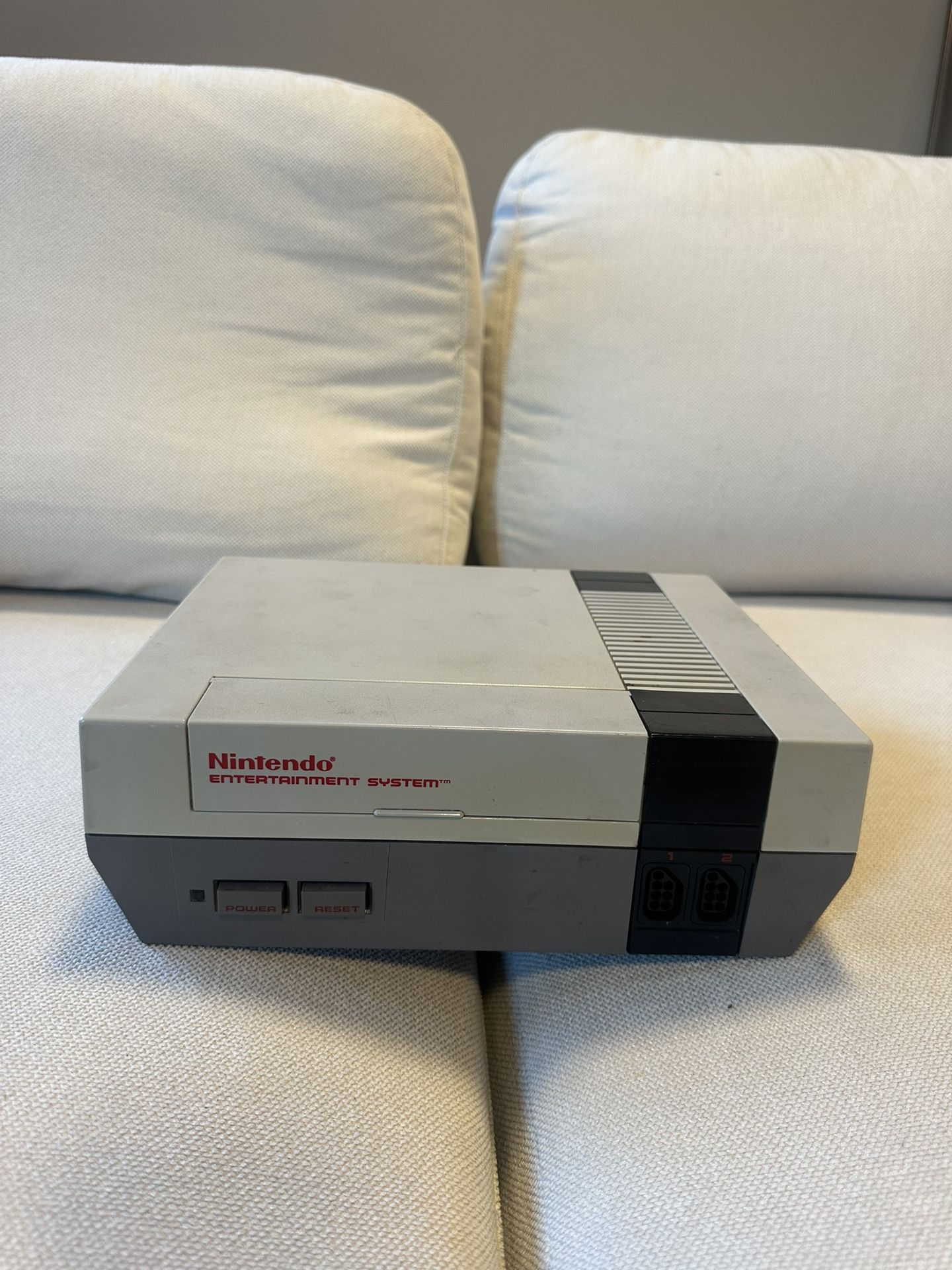 Nintendo NES Console