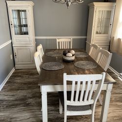 Table 6 chairs with drawers on the side rustic look
