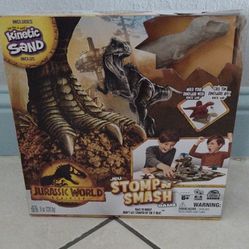 Jurassic World Stop N Stash Board Game 