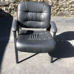 Very Comfortable Chair 