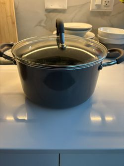 Nonstick Pot (Free)