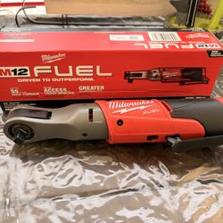 Milwaukee M12 FUEL 12V Lithium-Ion Brushless Cordless 3/8 in. Ratchet (Tool-Only)