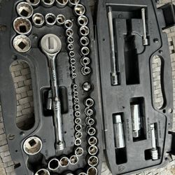 Husky Tool Set