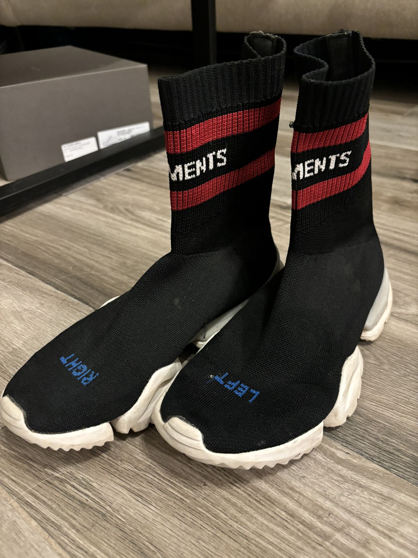 Size 6 - Reebok Vetements x Sock Pump Top High Black