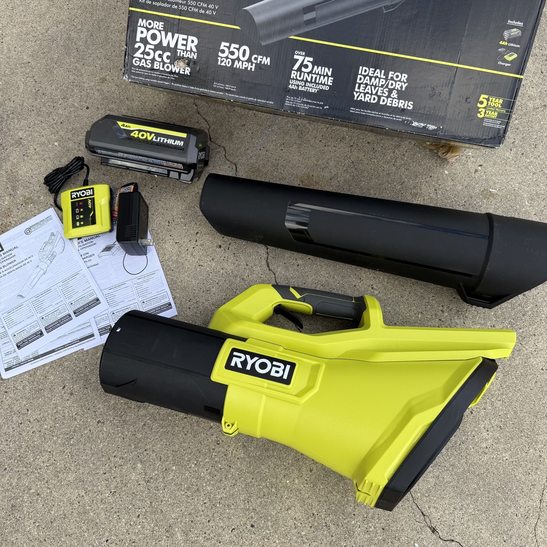 RYOBI 40V 120 MPH 550 CFM Cordless Battery Leaf Blower With 4.0 Ah Battery and Charger