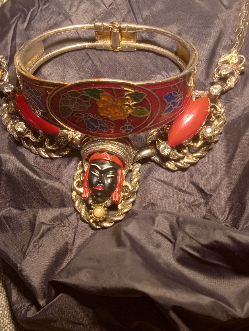 Selro Selini "Asian Princess//Enamel Hinge Bangle Bracelet