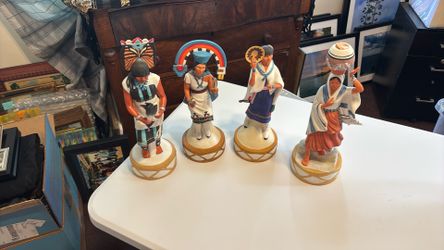 Decanters ski country 35 ea or all 4 for 115