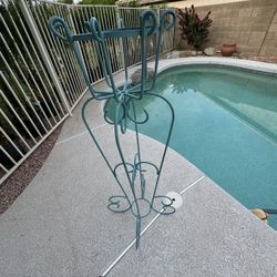 Solid Wrought Iron Vintage Ornate Plant Stand / Patio Decor 