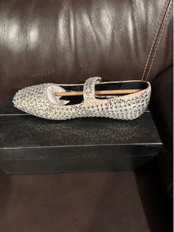 A new cape robbin shoes