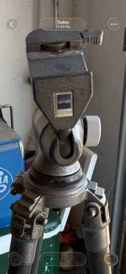 Gitzo tripod 300$ obo