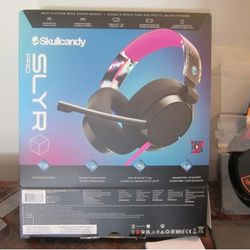 NEW NIP SKULLCANDY Headphones 