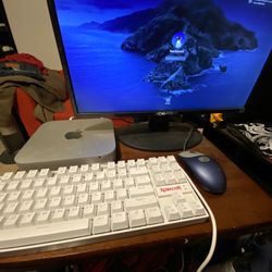 2012 - Mac Mini - 512gb ssd, 16gb Ram - $250