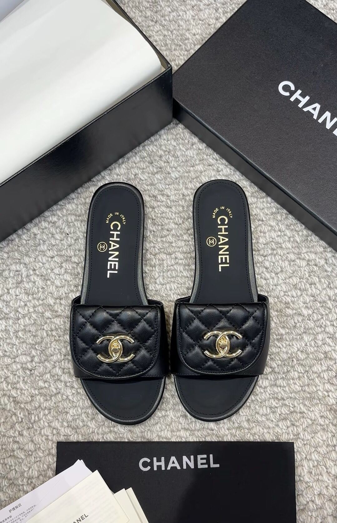 Fashionable flip-flops